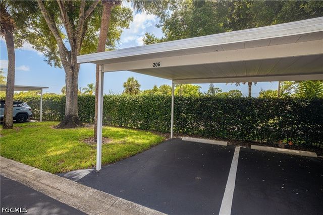 109 Wading Bird CIR 206, Naples, FL 34110