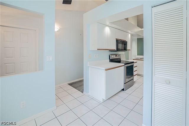 109 Wading Bird CIR 206, Naples, FL 34110