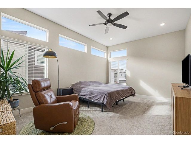 9958 E 63rd Pl 2, Denver, CO 80238