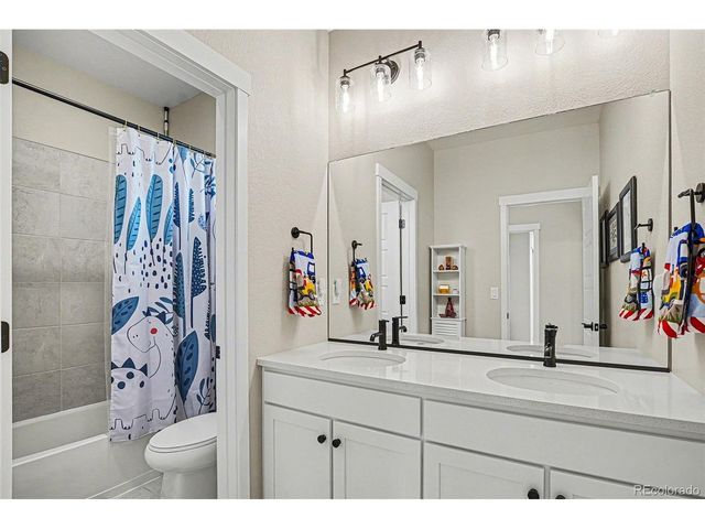 9958 E 63rd Pl 2, Denver, CO 80238