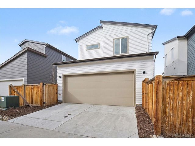 9958 E 63rd Pl 2, Denver, CO 80238