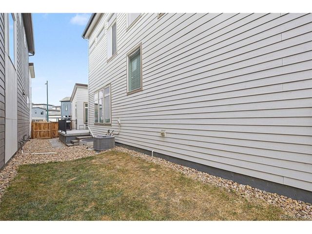 9958 E 63rd Pl 2, Denver, CO 80238