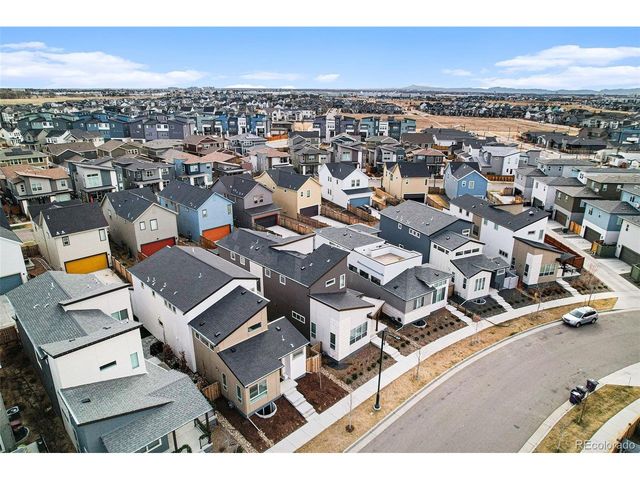 9958 E 63rd Pl 2, Denver, CO 80238