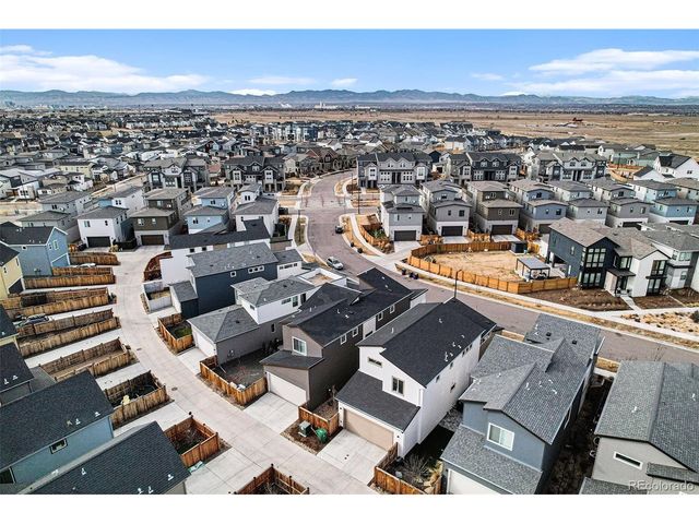 9958 E 63rd Pl 2, Denver, CO 80238