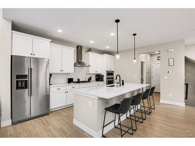 9958 E 63rd Pl 2, Denver, CO 80238