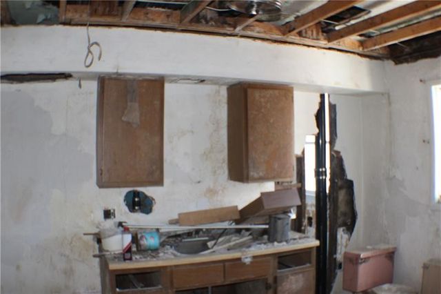 567 McKean Ave, Donora, PA 15033