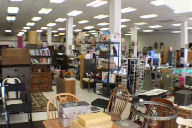 567 McKean Ave, Donora, PA 15033