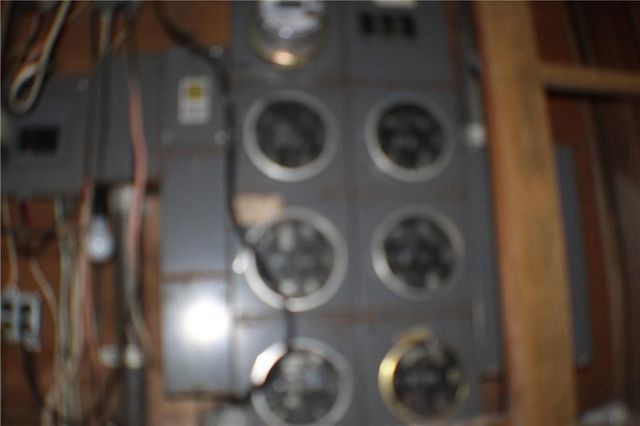 567 McKean Ave, Donora, PA 15033