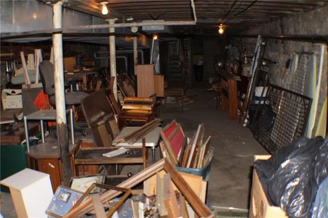 567 McKean Ave, Donora, PA 15033