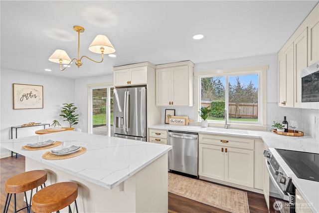 7808 49th Avenue E, Tacoma, WA 98443