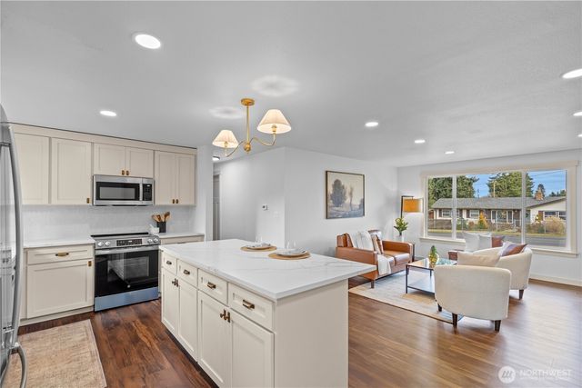 7808 49th Avenue E, Tacoma, WA 98443