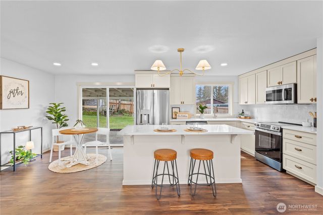 7808 49th Avenue E, Tacoma, WA 98443