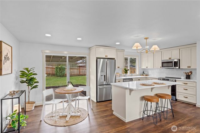 7808 49th Avenue E, Tacoma, WA 98443