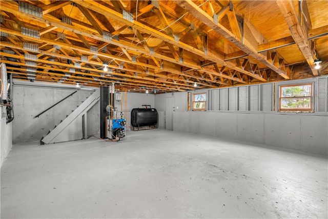 4 Cassisi Court, North Providence, RI 02904