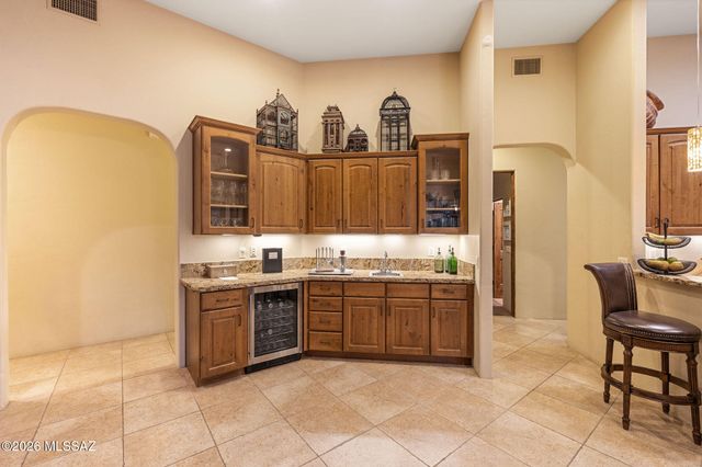1320 W Appian Place, Tucson, AZ 85704