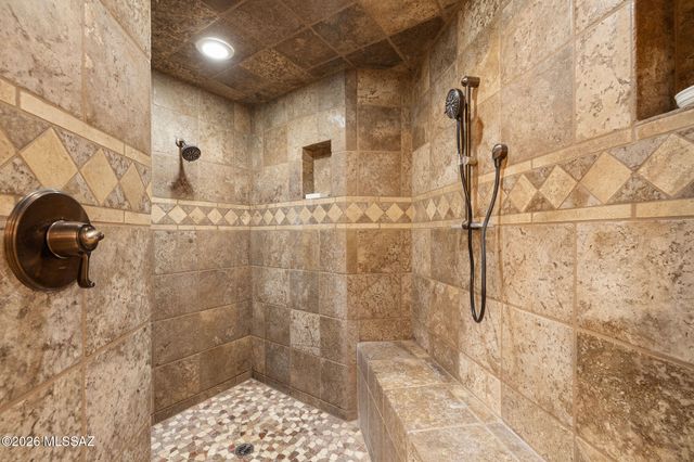 1320 W Appian Place, Tucson, AZ 85704