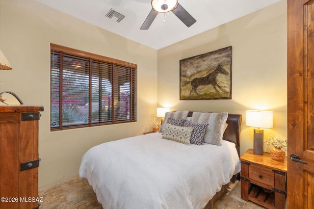 1320 W Appian Place, Tucson, AZ 85704