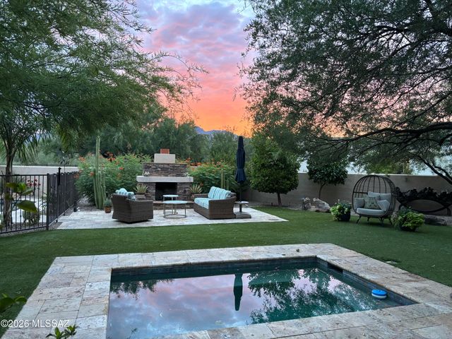 1320 W Appian Place, Tucson, AZ 85704