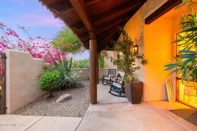 1320 W Appian Place, Tucson, AZ 85704