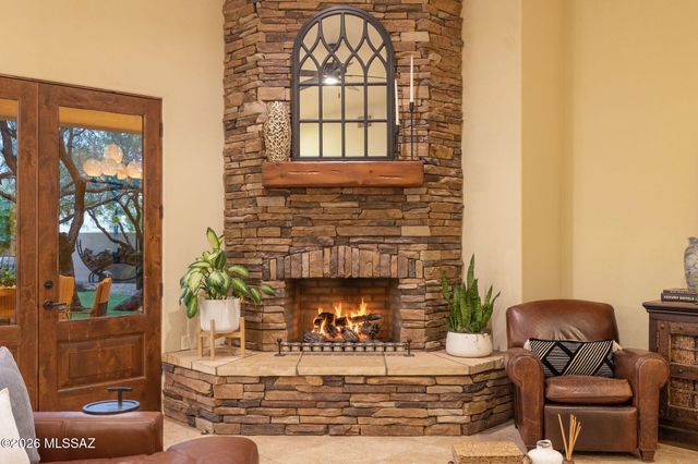 1320 W Appian Place, Tucson, AZ 85704