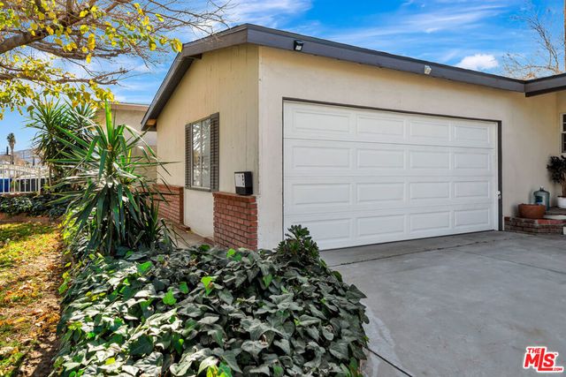 38453 3rd Street, Palmdale, CA 93550