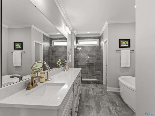 7539 Flint Crossing Circle, Owens Cross Roads, AL 35763