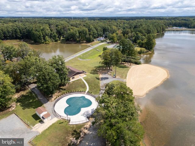 338 LAND OR DR, Ruther Glen, VA 22546