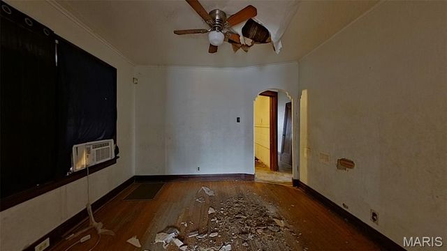 5053 Claxton Avenue, St Louis, MO 63120