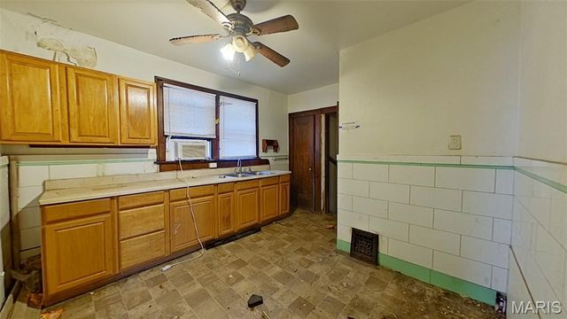 5053 Claxton Avenue, St Louis, MO 63120