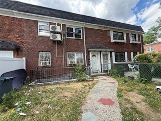 7012 141st Street, Flushing, NY 11367