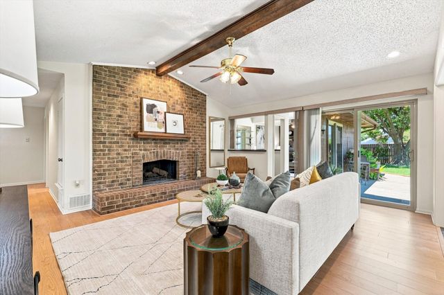 2517 Lawnview Drive, Carrollton, TX 75006