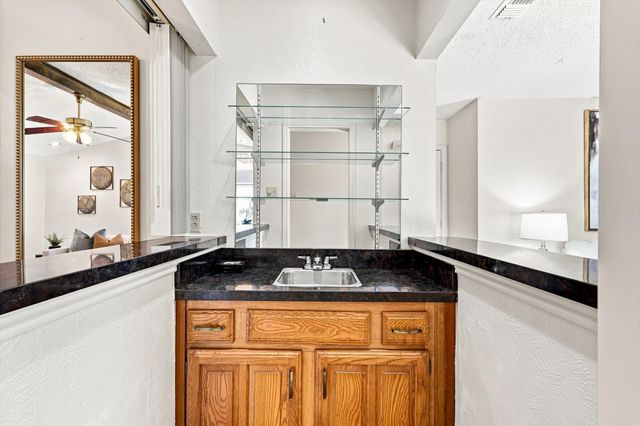2517 Lawnview Drive, Carrollton, TX 75006