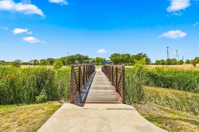 2517 Lawnview Drive, Carrollton, TX 75006