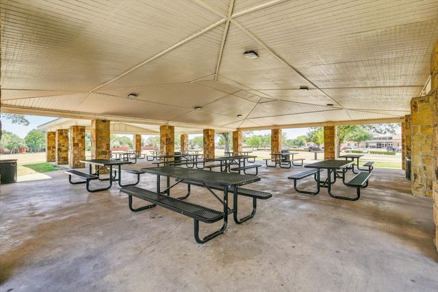 2517 Lawnview Drive, Carrollton, TX 75006