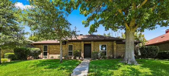 2517 Lawnview Drive, Carrollton, TX 75006