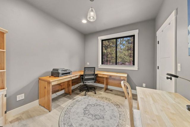 60449 Pima Road, Bend, OR 97702