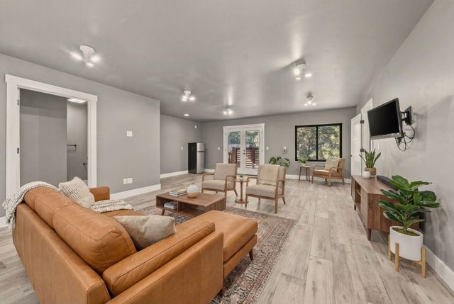 60449 Pima Road, Bend, OR 97702