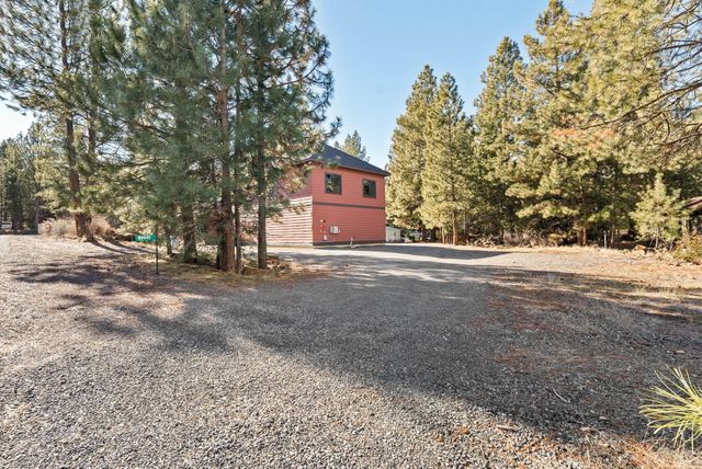 60449 Pima Road, Bend, OR 97702