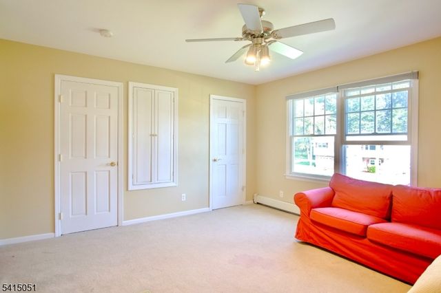 4 Budd St, Roxbury Twp., NJ 07852