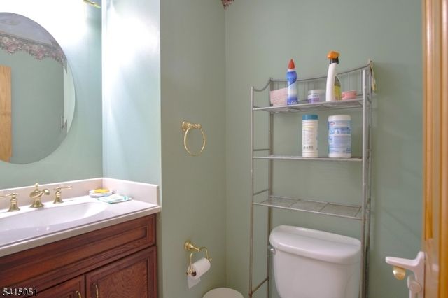 4 Budd St, Roxbury Twp., NJ 07852