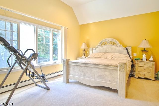 4 Budd St, Roxbury Twp., NJ 07852