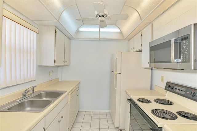 232 SAINT AUGUSTINE AVENUE 505, Venice, FL 34285