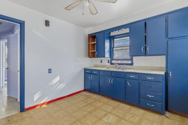 4516 N 44th STREET, Milwaukee, WI 53218