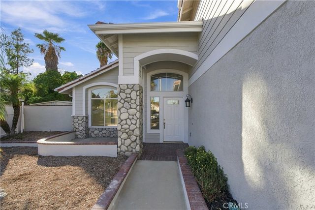 30001 Carob, Lake Elsinore, CA 92530