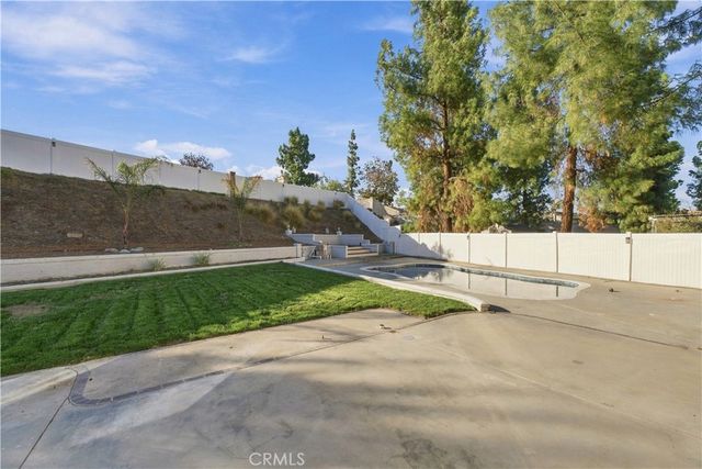 30001 Carob, Lake Elsinore, CA 92530