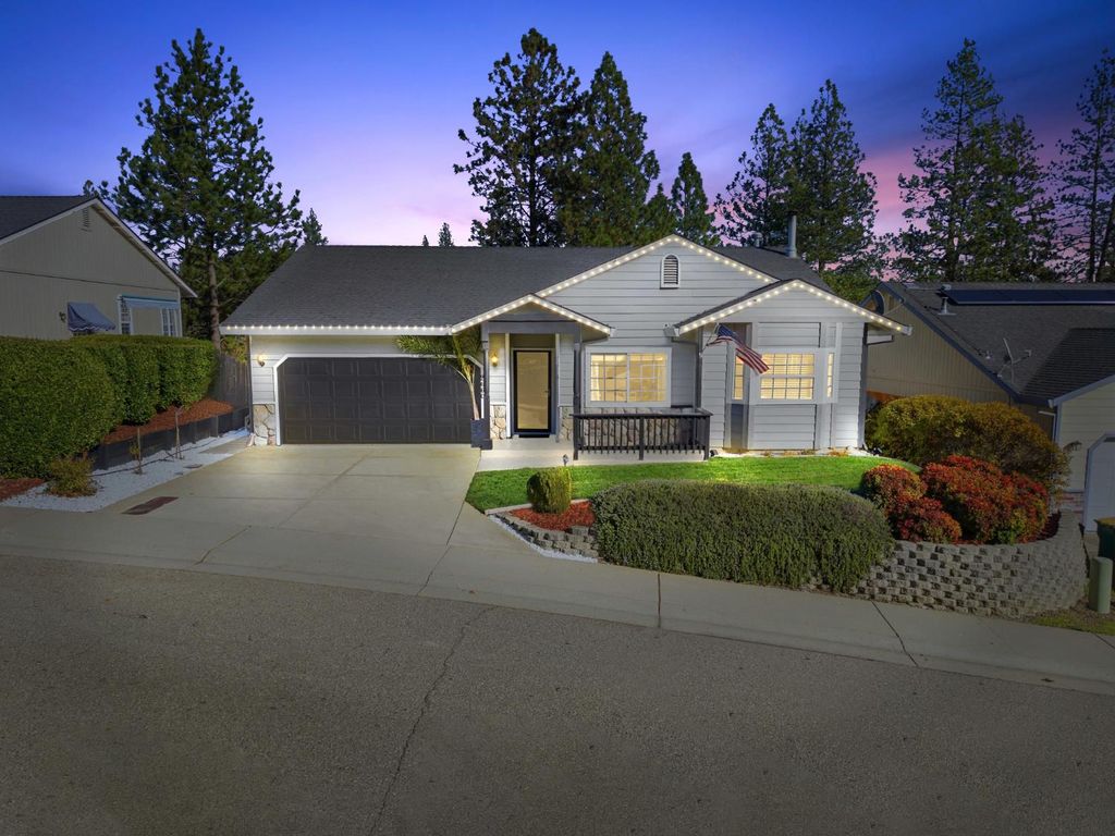 2660 Clay St, Placerville, CA 95667