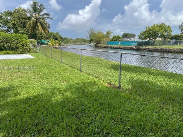 11833 SW 34th Street, Miami, FL 33175