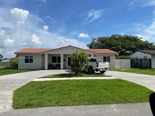 11833 SW 34th Street, Miami, FL 33175