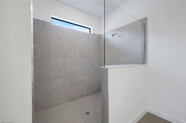 19232 Gentry PL, Estero, FL 33928