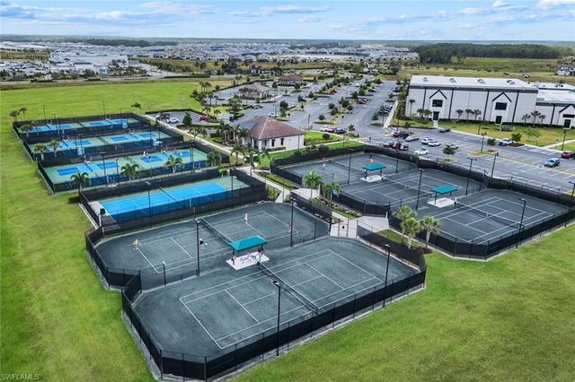 19232 Gentry PL, Estero, FL 33928